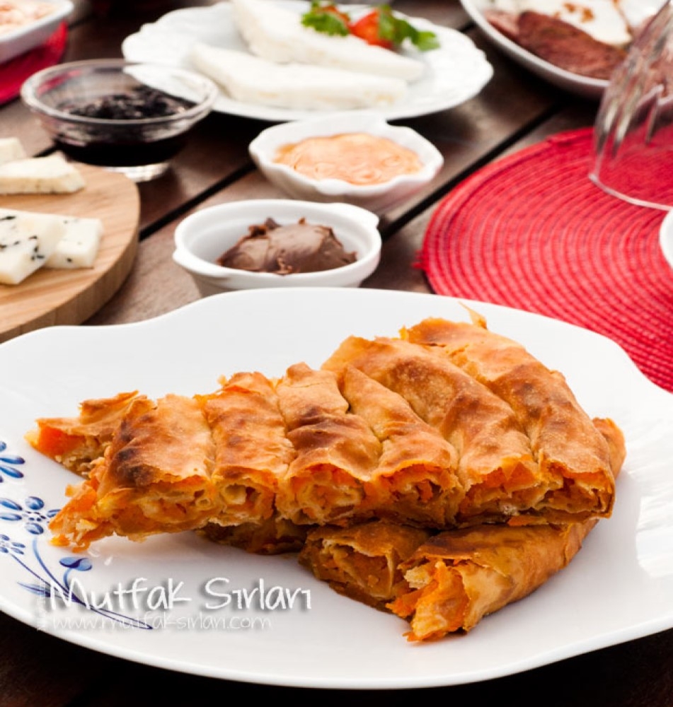 Bal Kabaklı Tatlı Börek